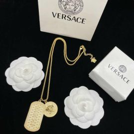 Picture of Versace Necklace _SKUVersacenecklace06cly8117020